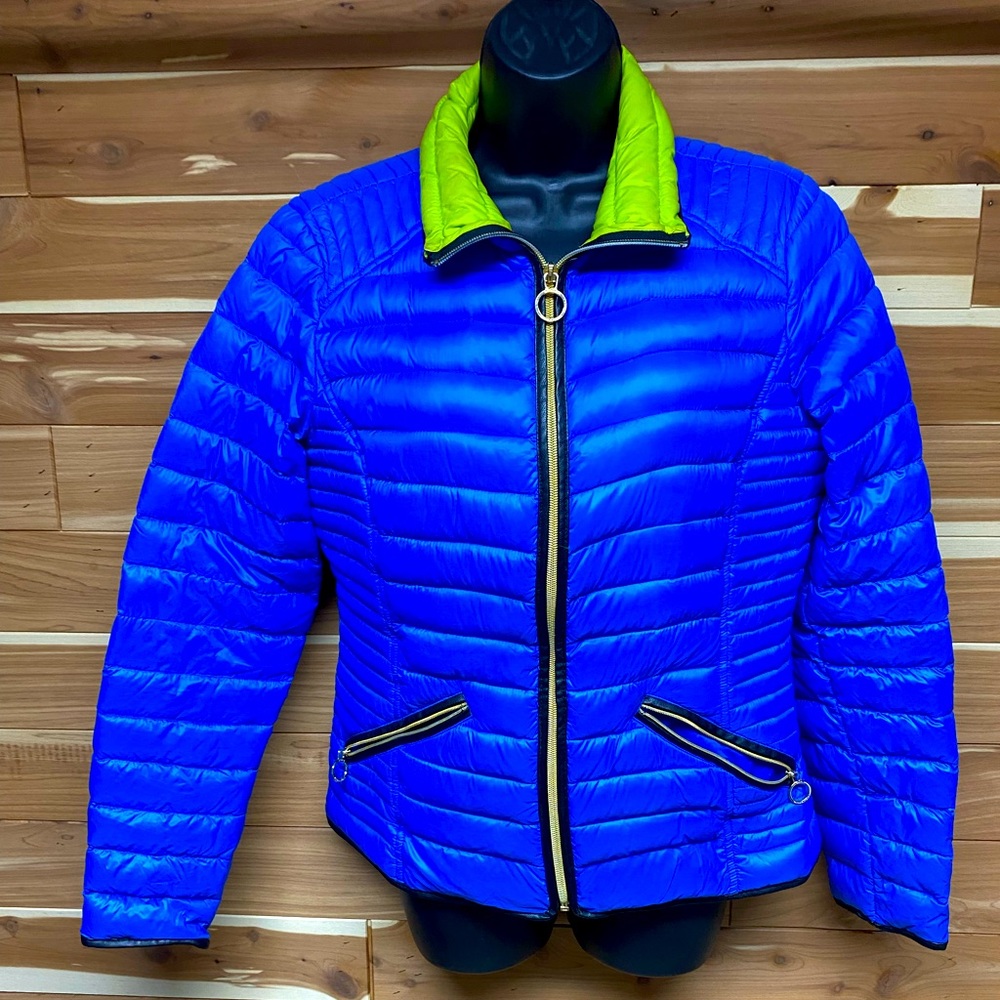 Beautiful Electric Blue and Neon Green MICHAEL KORS Packable Down Puffer Jacket